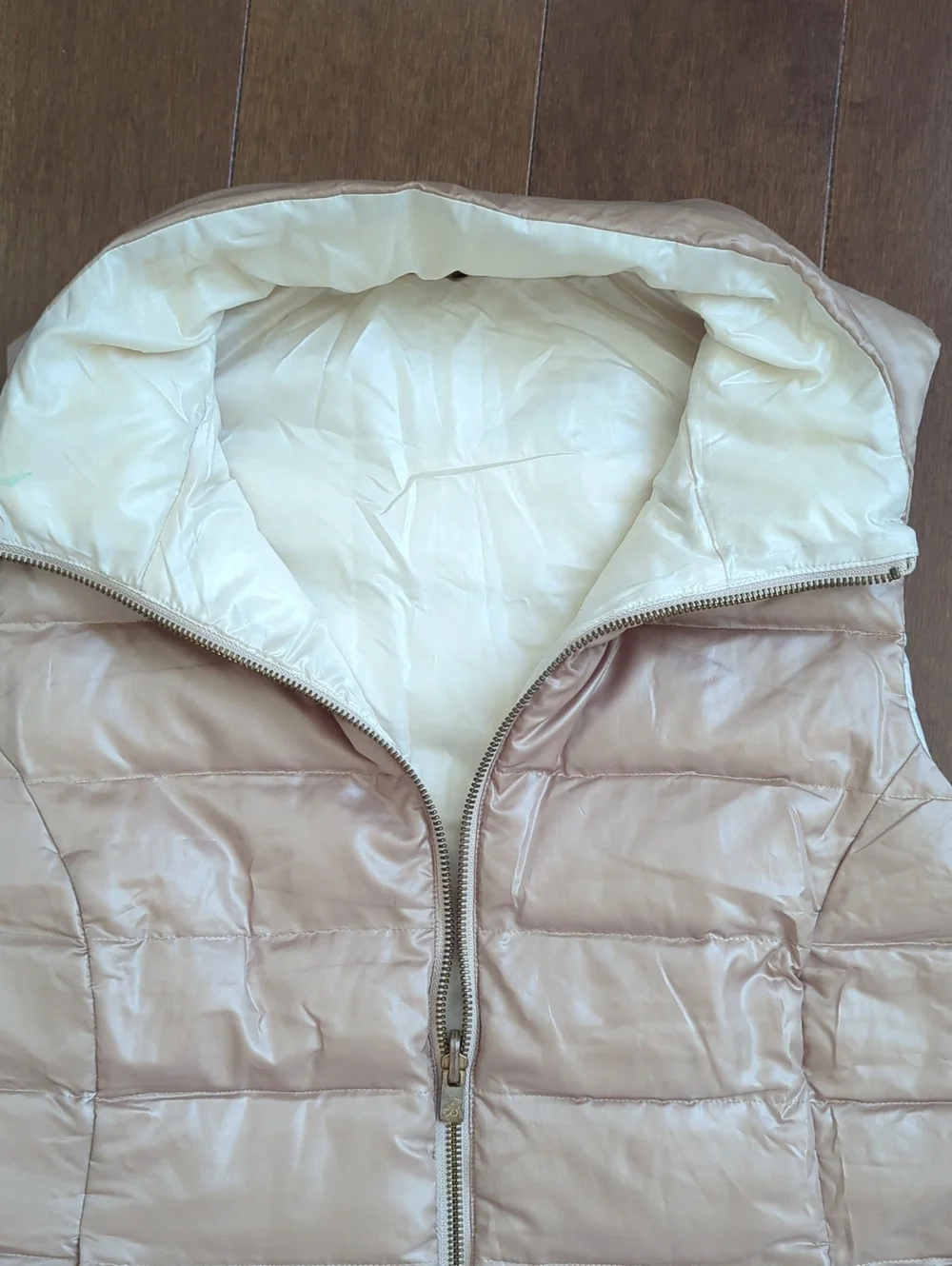 Gold And Cream Tommy Bahama Reversible Vest EUC - Picture 2 of 4